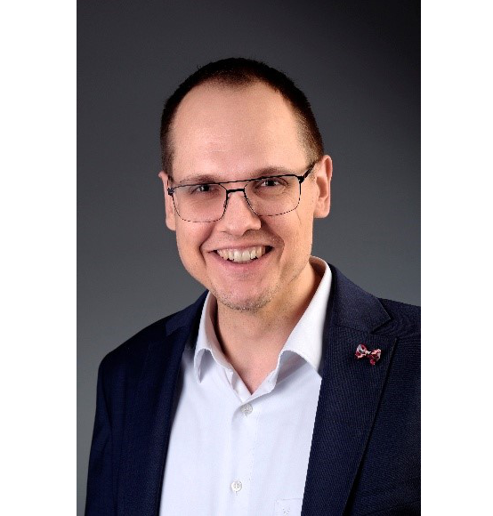 Carl-Philipp Kaiser, Vertrieb und Projektmanagement